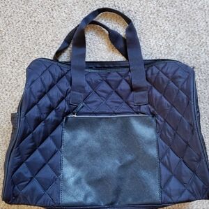 DSW Quilted lightweight duffle bag
